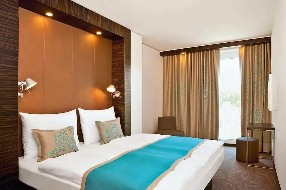 Motel One London-Tower Hill Hotel London