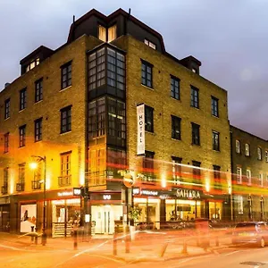 The Whitechapel **** Londra